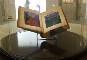 01Biennale.jpg