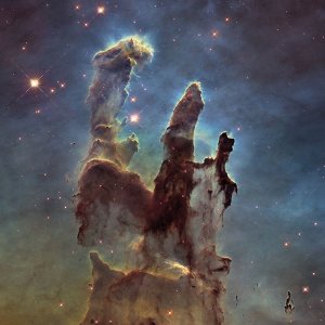 MDA_01_WieAllesBegann_Die-Saeulen-der-Schoepfung-Sternenentstehung-im-Adlernebel_F_NASA-ESA.jpg