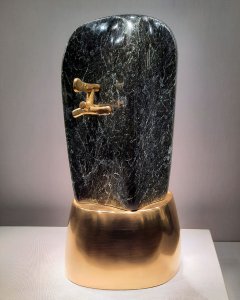 Ruan-Weng-Mong_01_Column-of-Spirit.jpg