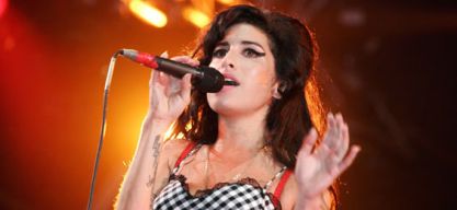 „Amy”. Aufstieg und Zusammenbruch 